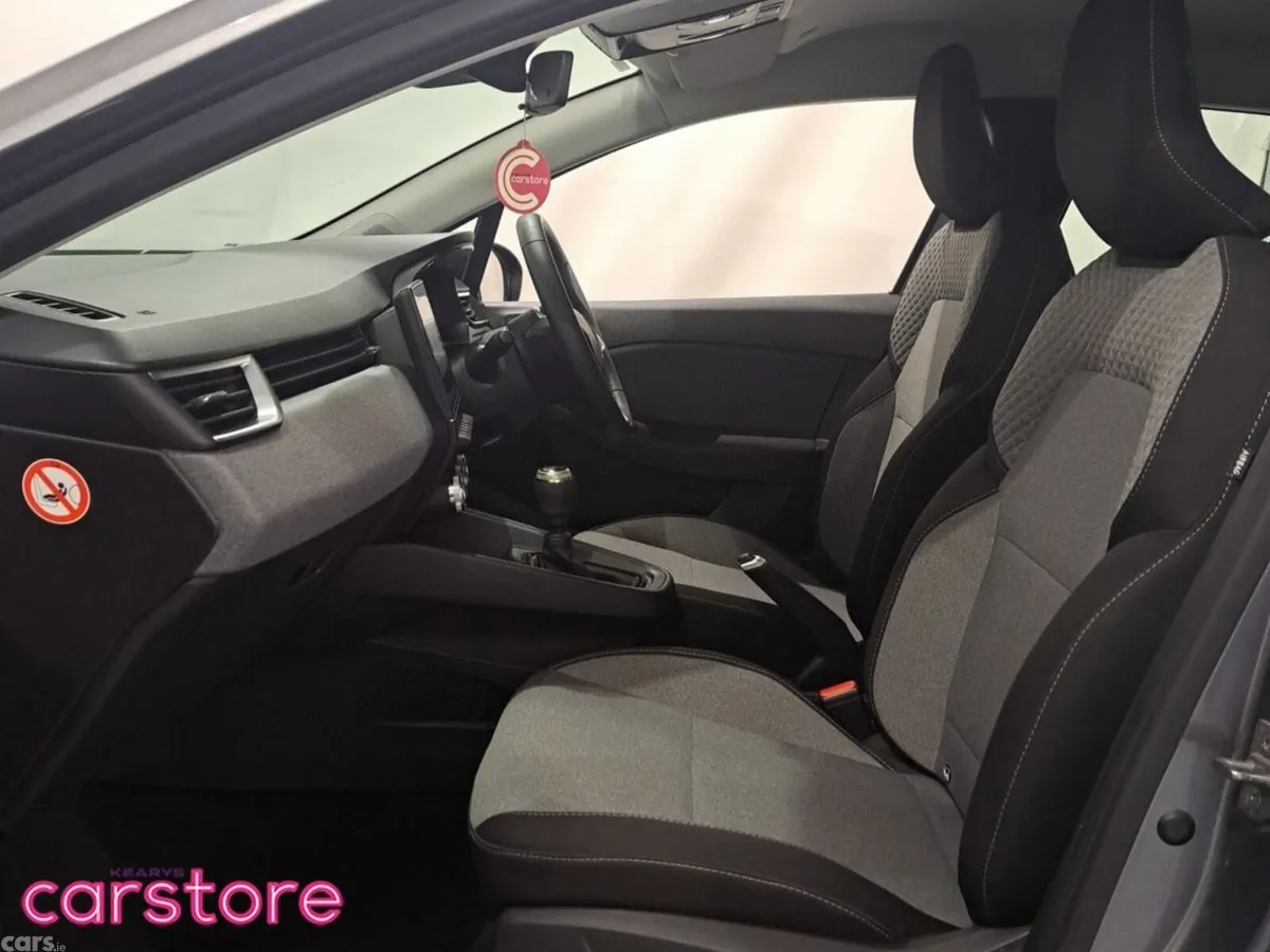 Renault Clio Hatchback, Petrol, 2024, Grey