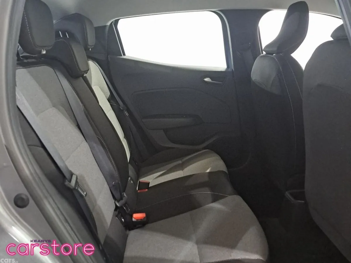Renault Clio Hatchback, Petrol, 2024, Grey