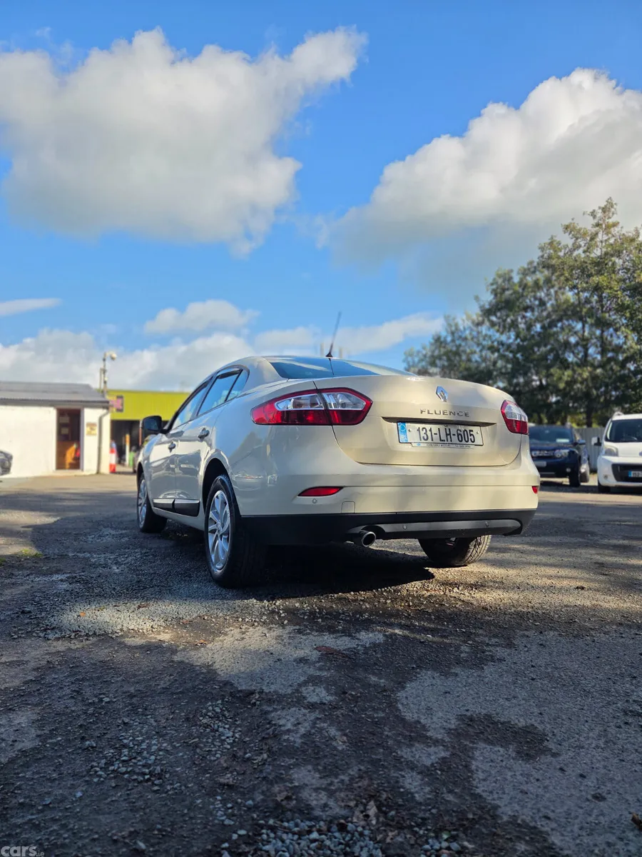 Renault Fluence Saloon, Diesel, 2013, Yellow