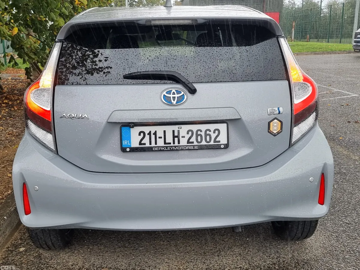 Toyota Aqua Hatchback, Petrol Hybrid, 2021, Grey