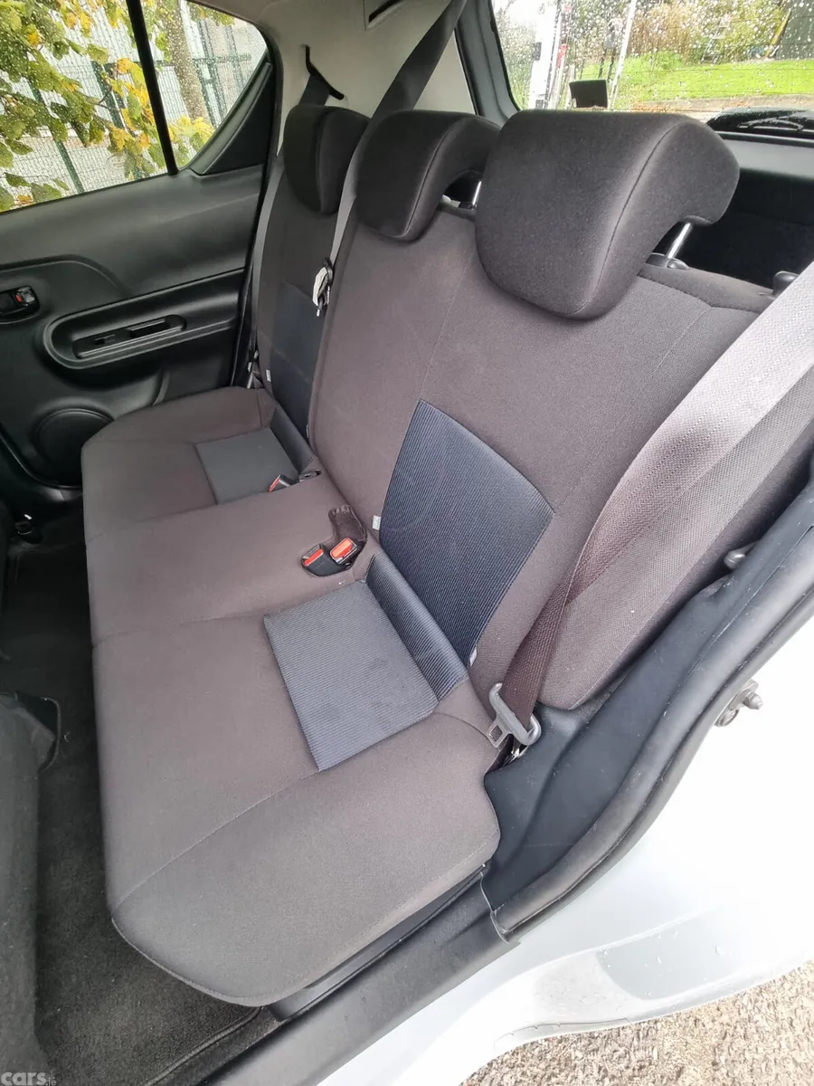 Toyota Aqua Hatchback, Petrol Hybrid, 2021, Grey