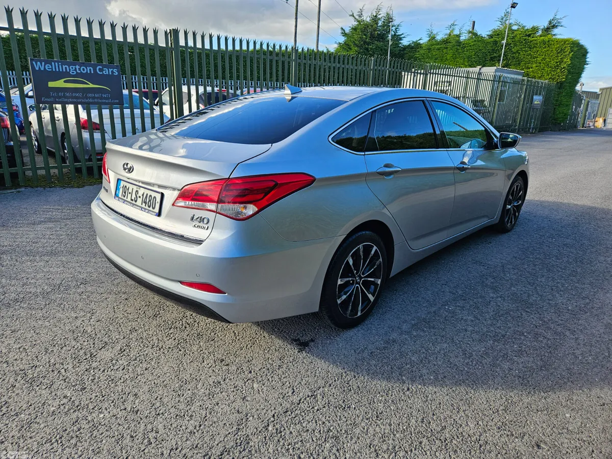 Hyundai i40 Saloon, Diesel, 2019, Silver