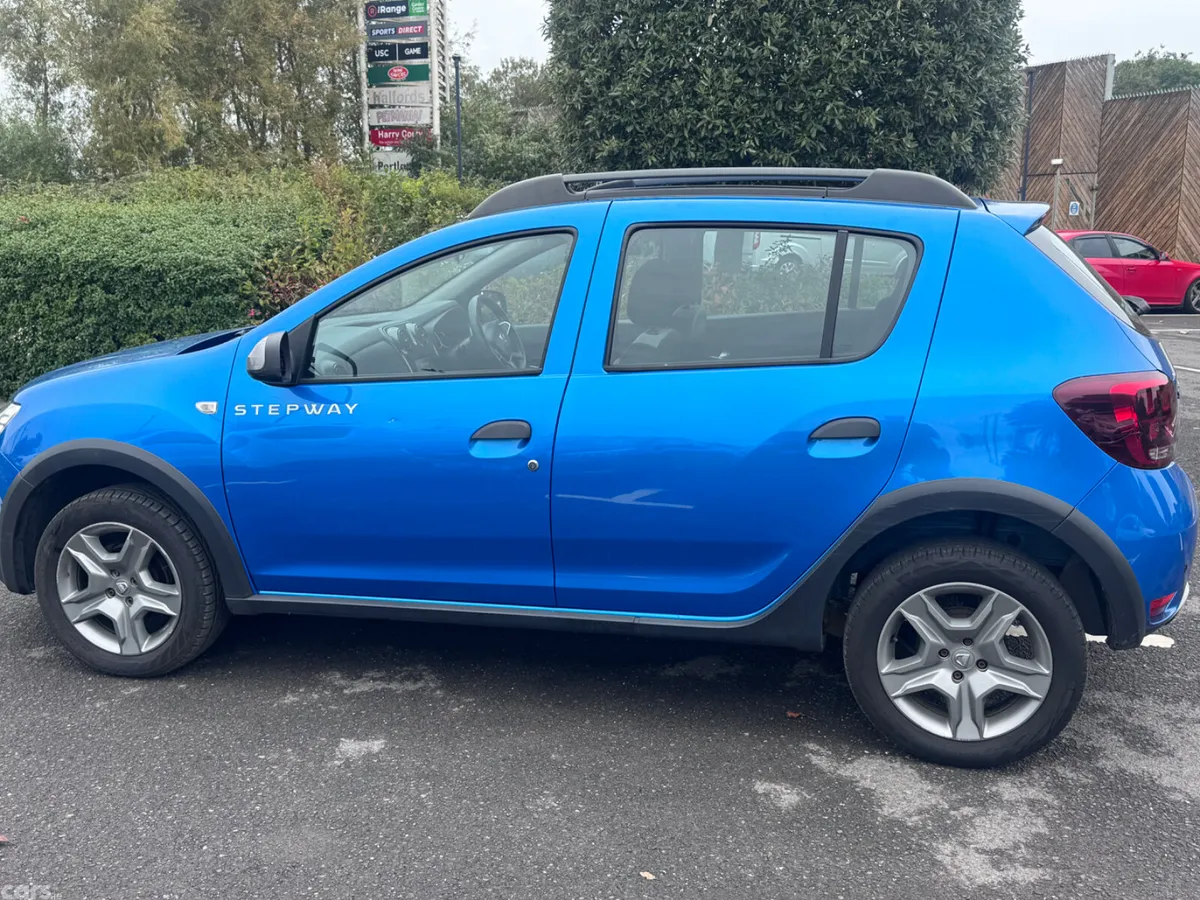 Dacia Sandero Stepway Hatchback, Petrol, 2017, Blue