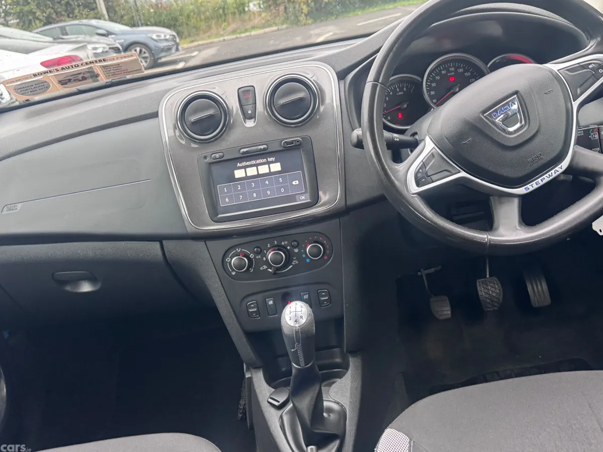 Dacia Sandero Stepway Hatchback, Petrol, 2017, Blue