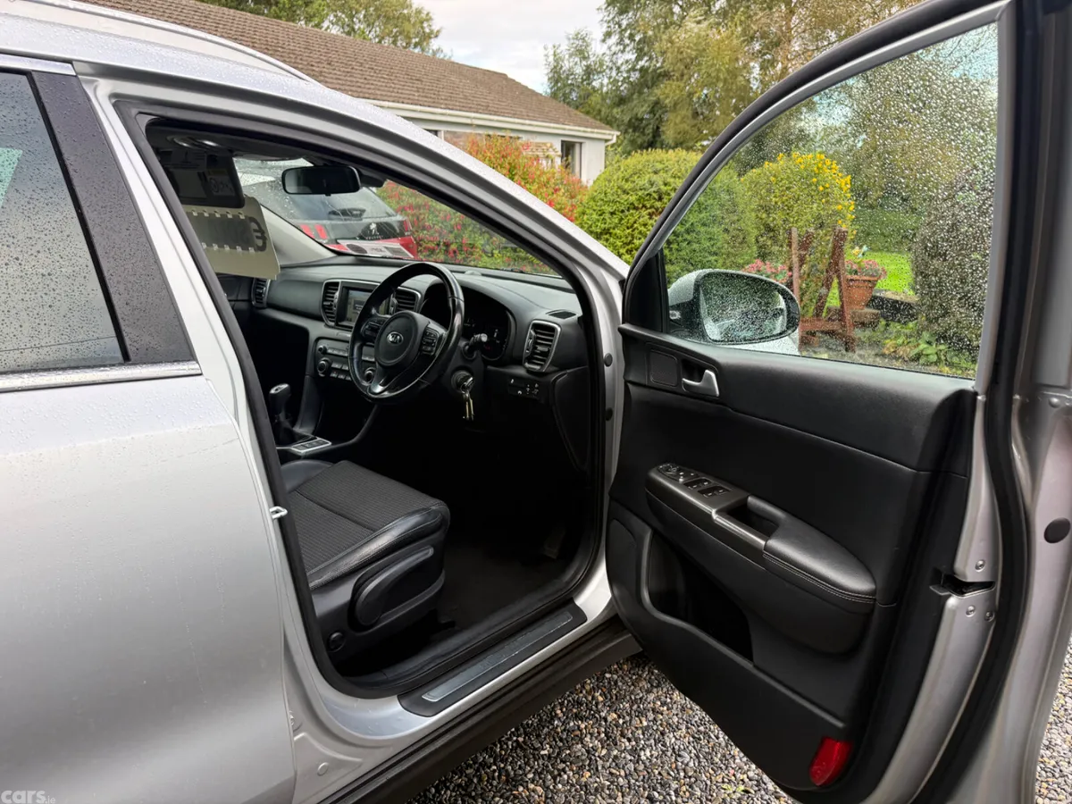 Kia Sportage SUV, Diesel, 2016, Silver