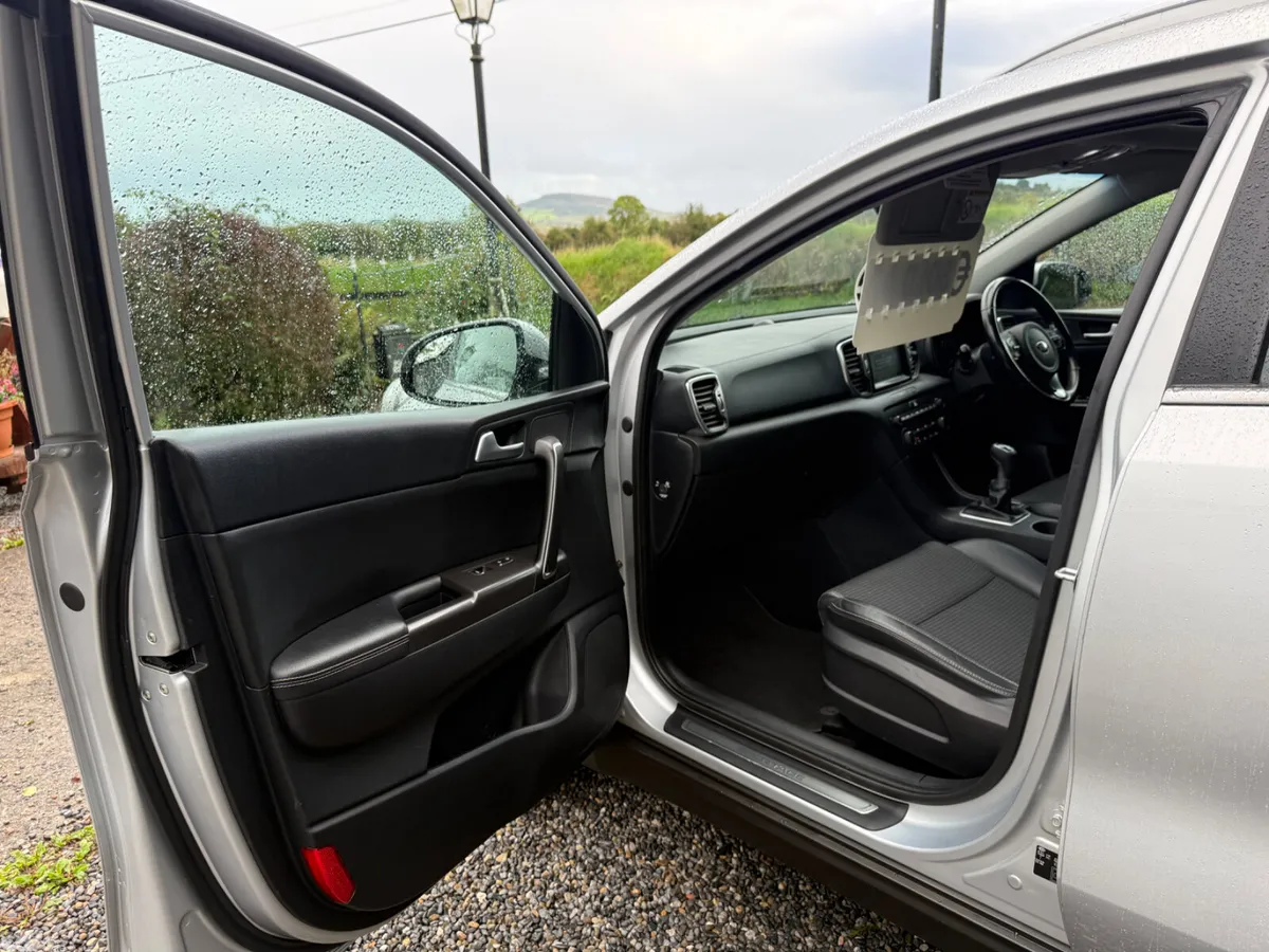 Kia Sportage SUV, Diesel, 2016, Silver