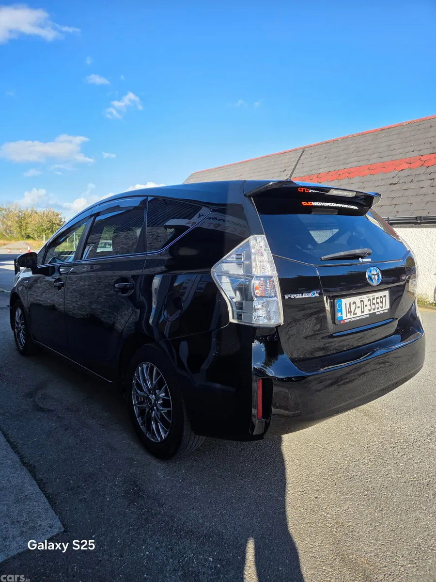 Toyota Prius MPV, Petrol Hybrid, 2014, Black