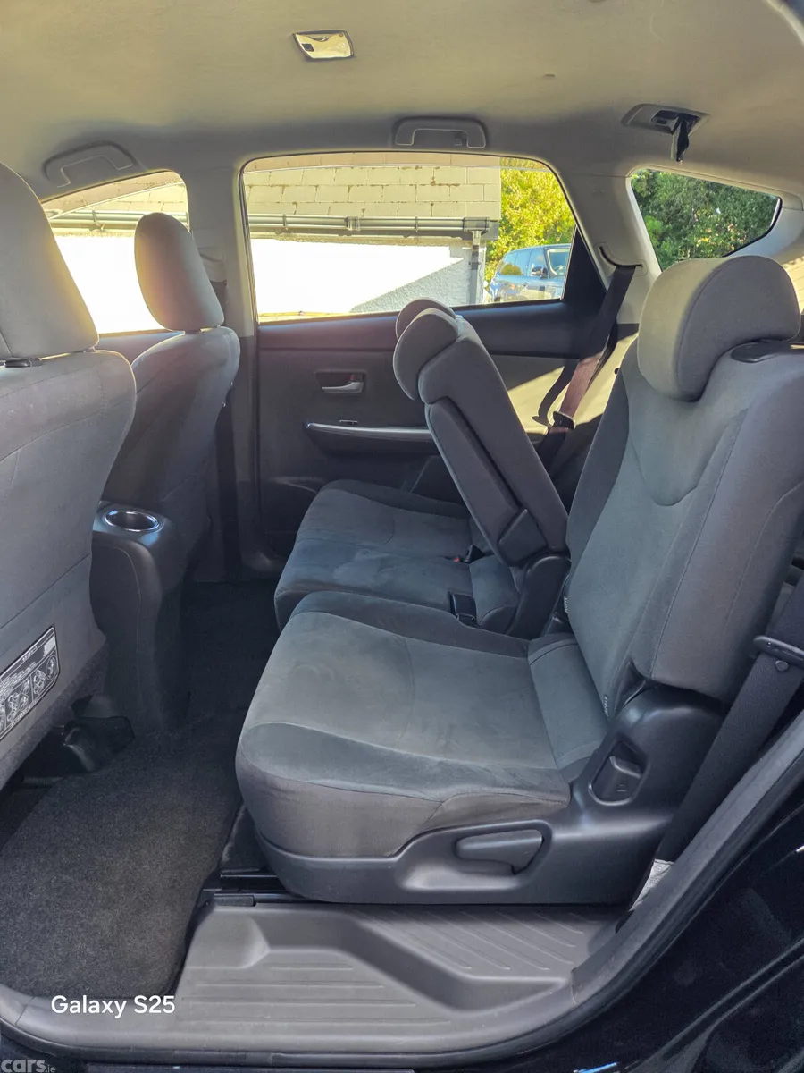 Toyota Prius MPV, Petrol Hybrid, 2014, Black