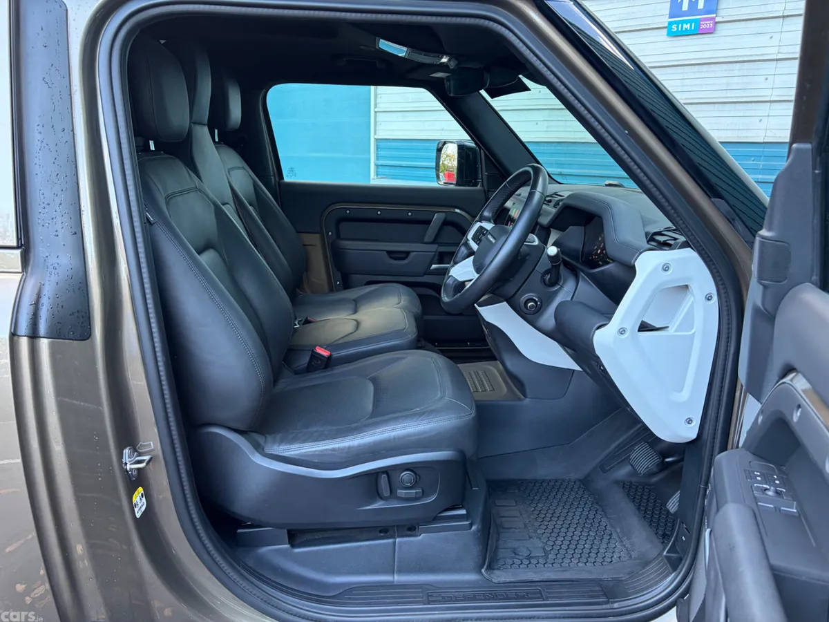 Land Rover Defender Van, Diesel, 2025, Brown