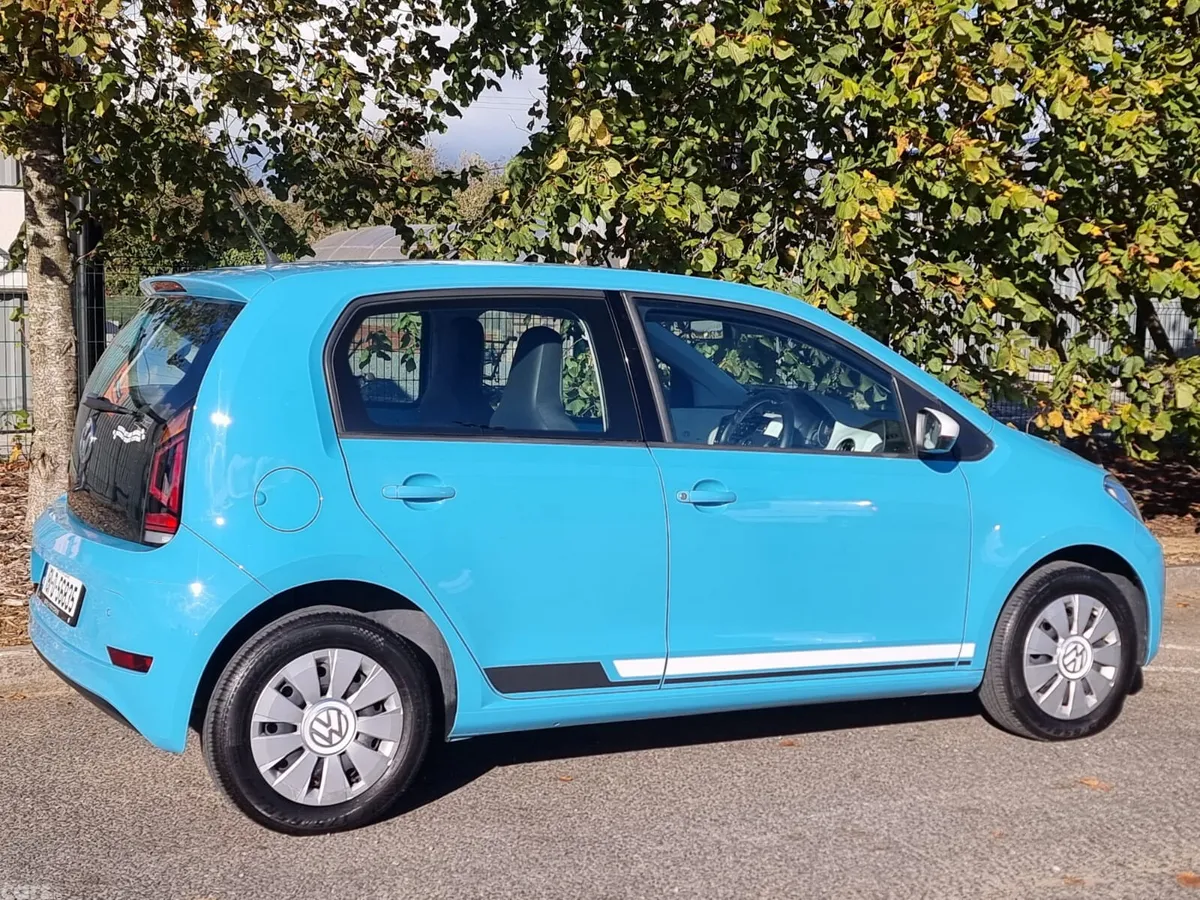 Volkswagen up! Hatchback, Petrol, 2018, Blue