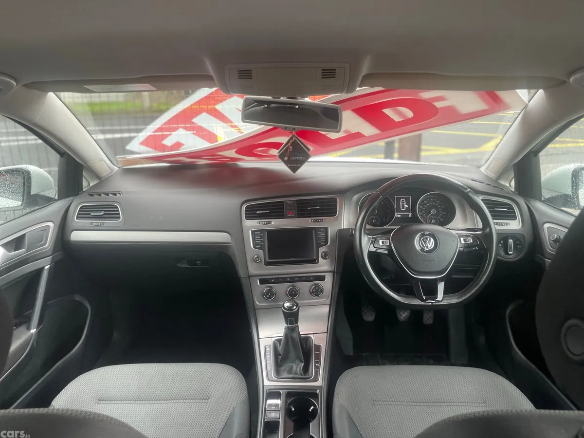 Volkswagen Golf Hatchback, Diesel, 2016, White
