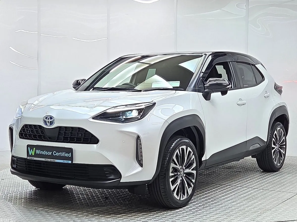 Toyota Yaris Cross SUV, Petrol Hybrid, 2023, White