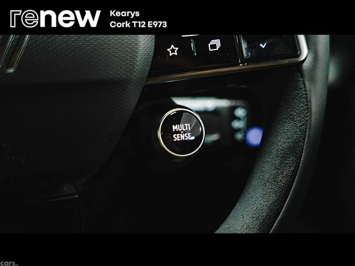 Renault Scenic E-Tech MPV, Electric, 2025, White
