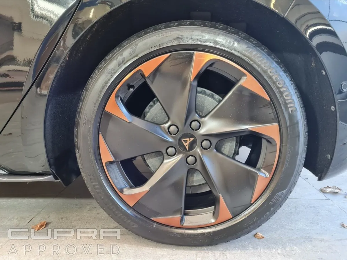 Cupra Born Estate, Electric, 2025, Black