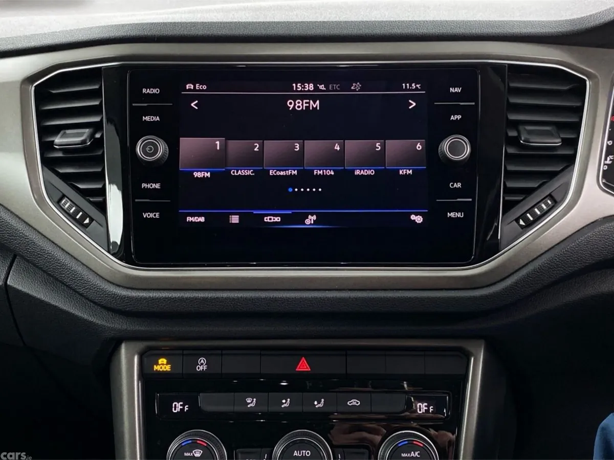 Volkswagen T-Roc SUV, Diesel, 2021, White