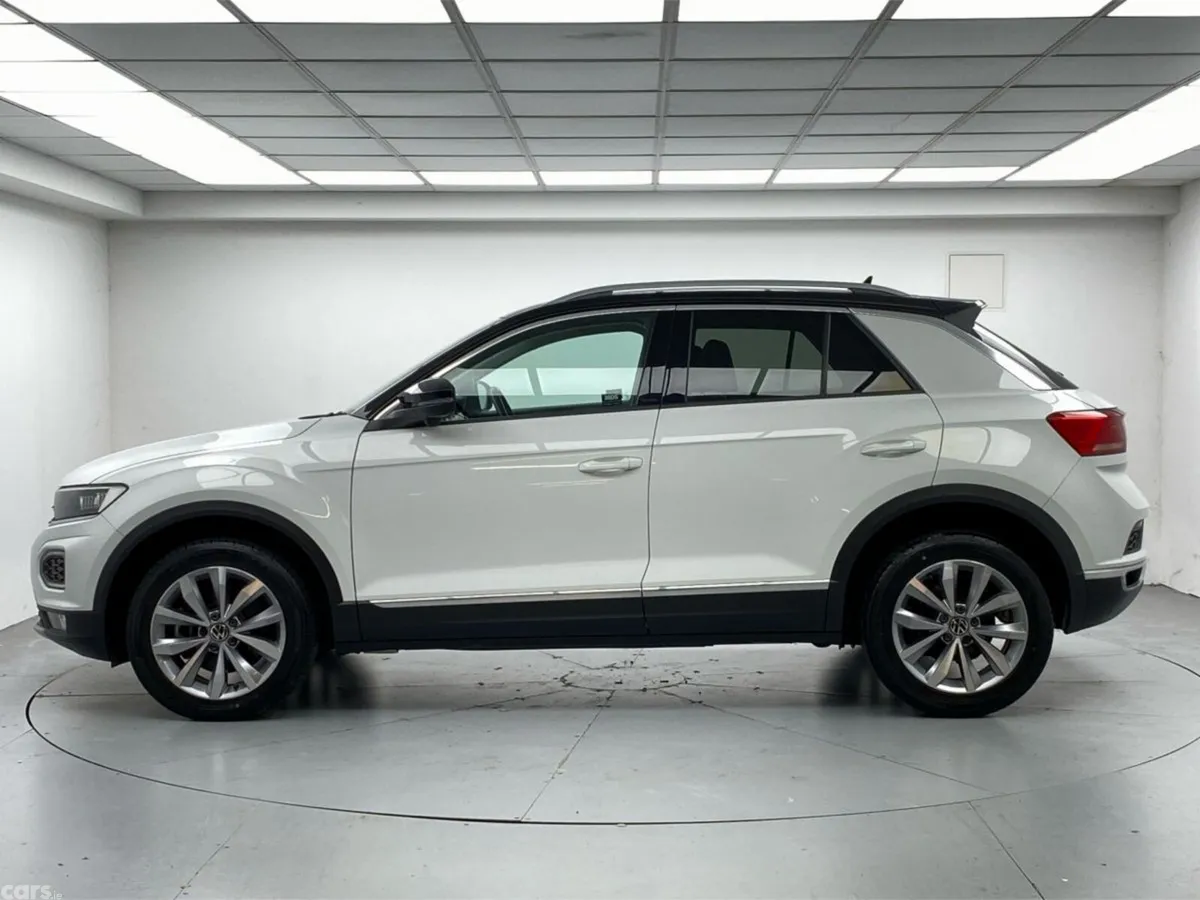 Volkswagen T-Roc SUV, Diesel, 2021, White