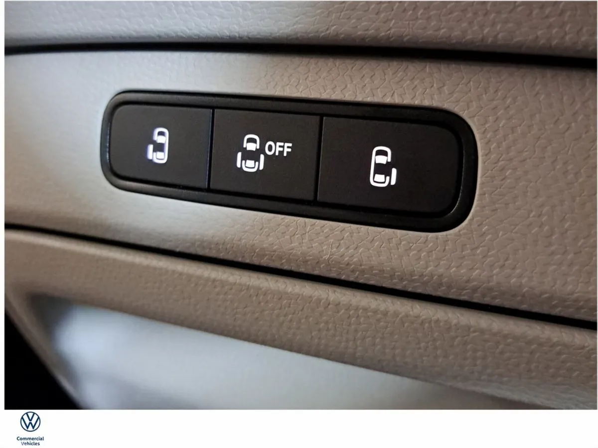 Volkswagen ID.Buzz MPV, Electric, 2026, Blue