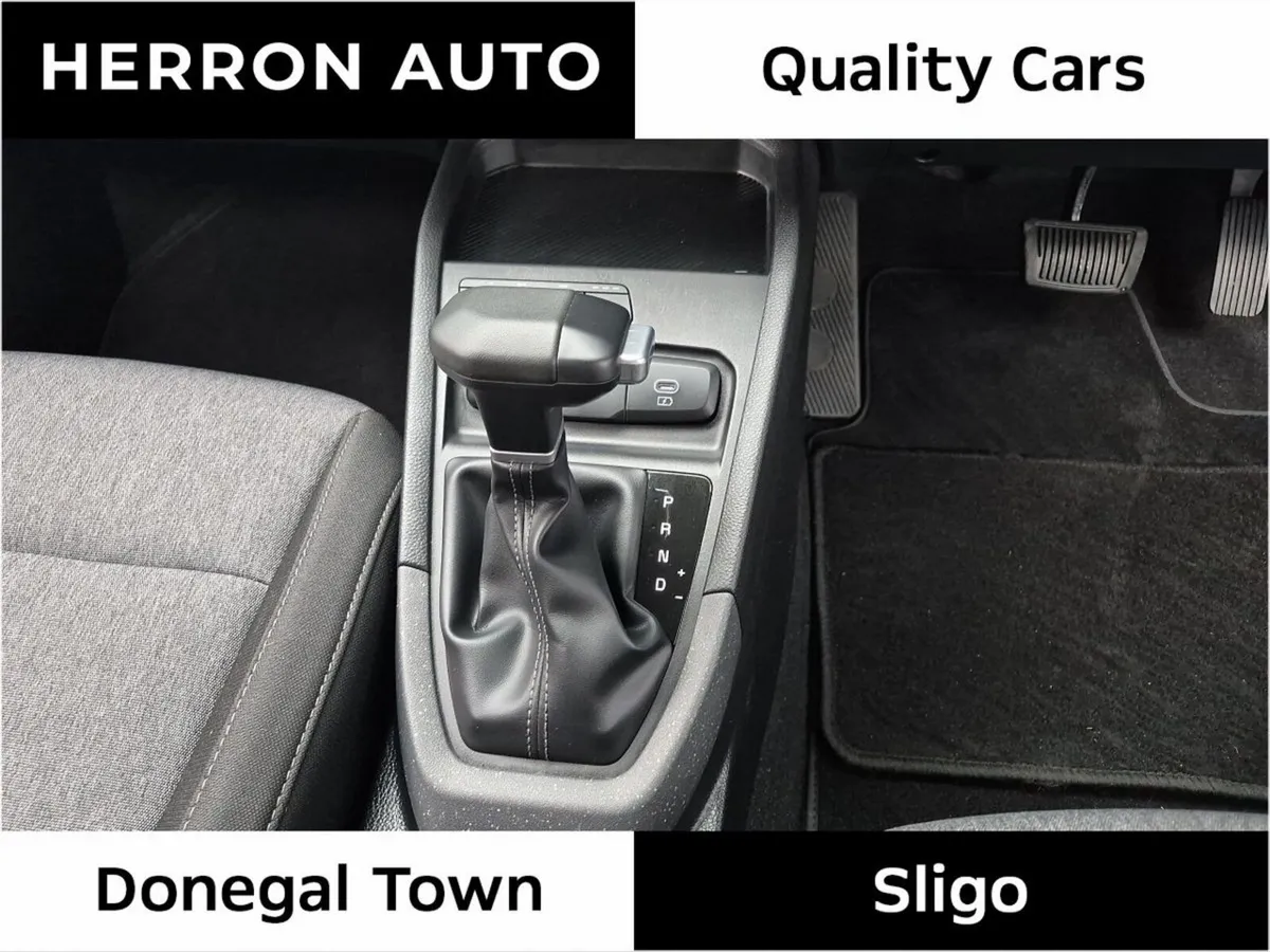 Kia Stonic Estate, Petrol Hybrid, 2026, Grey