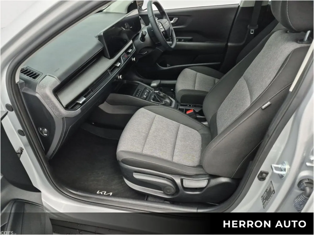 Kia Stonic Estate, Petrol Hybrid, 2026, Grey