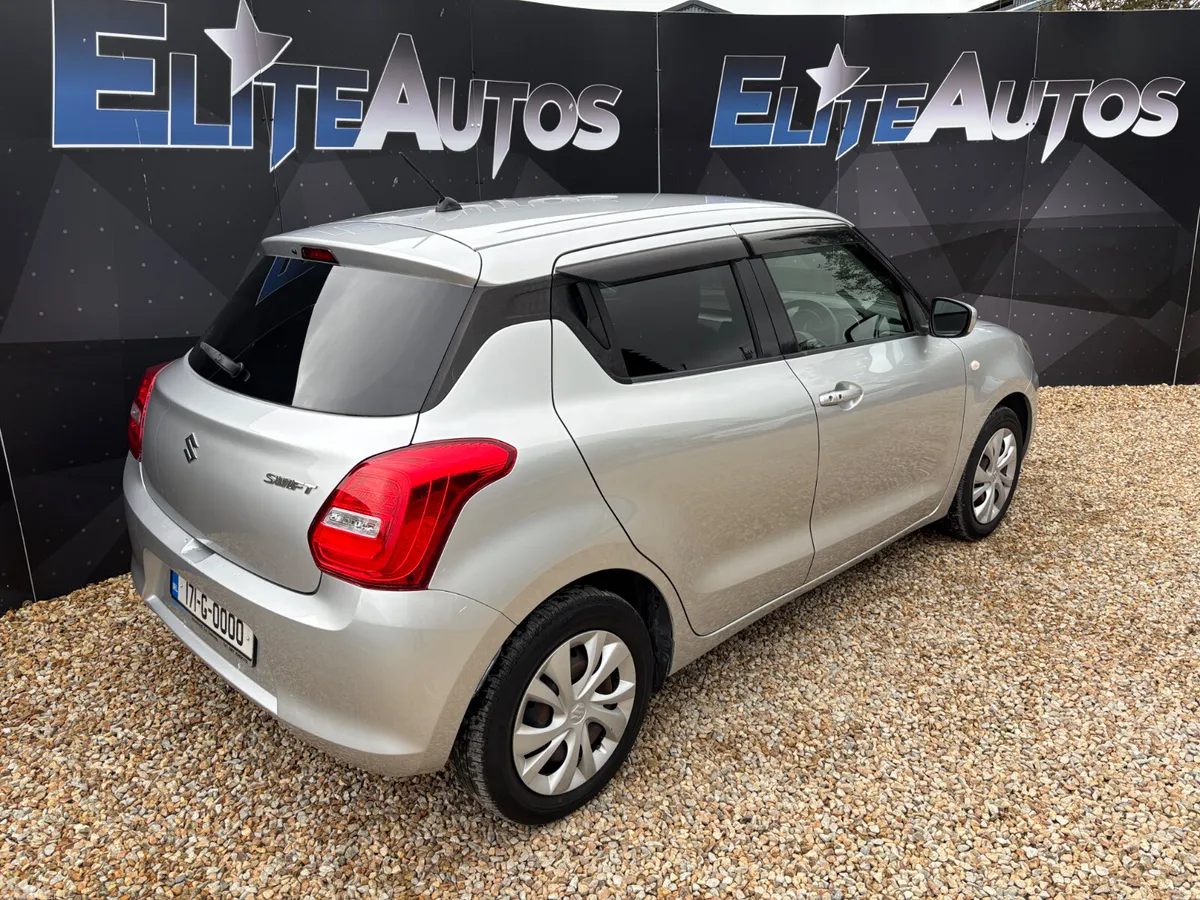 Suzuki Swift Hatchback, Petrol, 2017, Silver