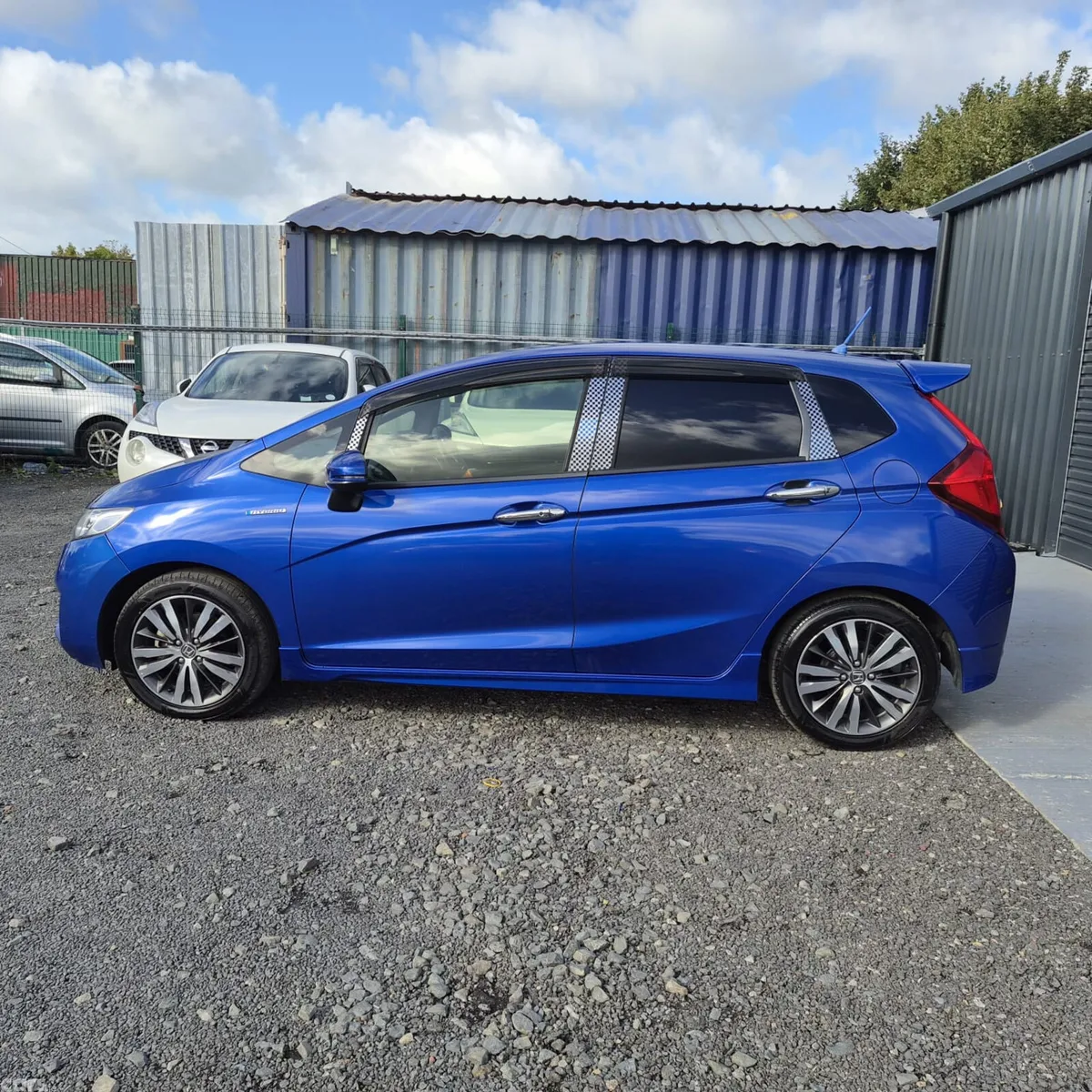 Honda Fit Hatchback, Petrol Hybrid, 2015, Blue