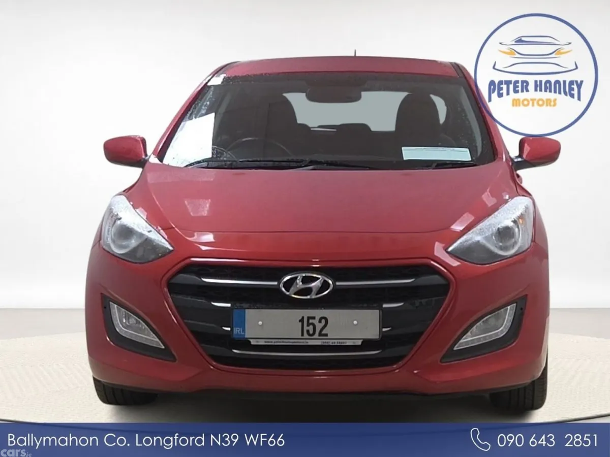 Hyundai i30 Hatchback, Petrol, 2015, Red