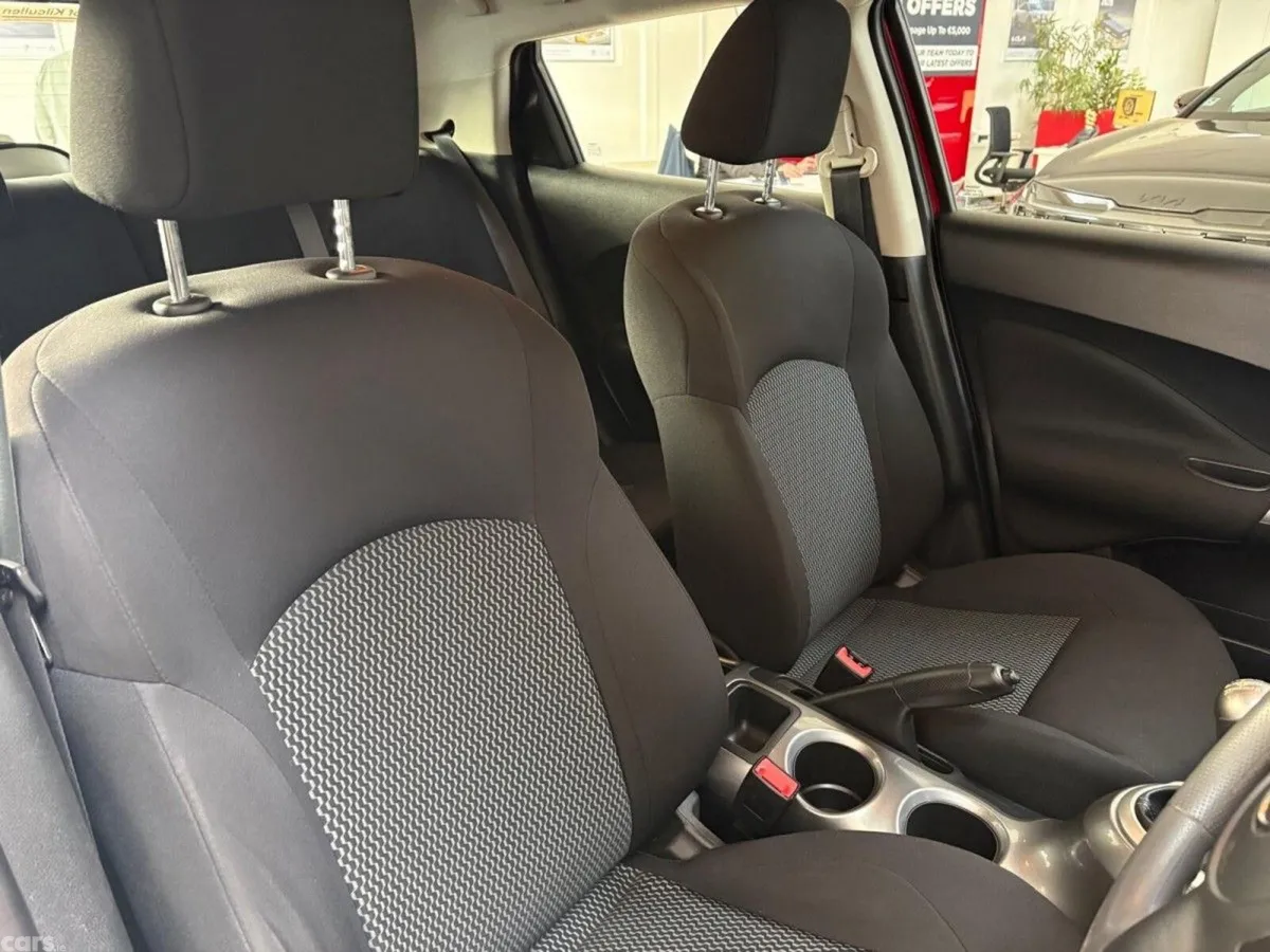 Nissan Juke MPV, Petrol, 2019, Red