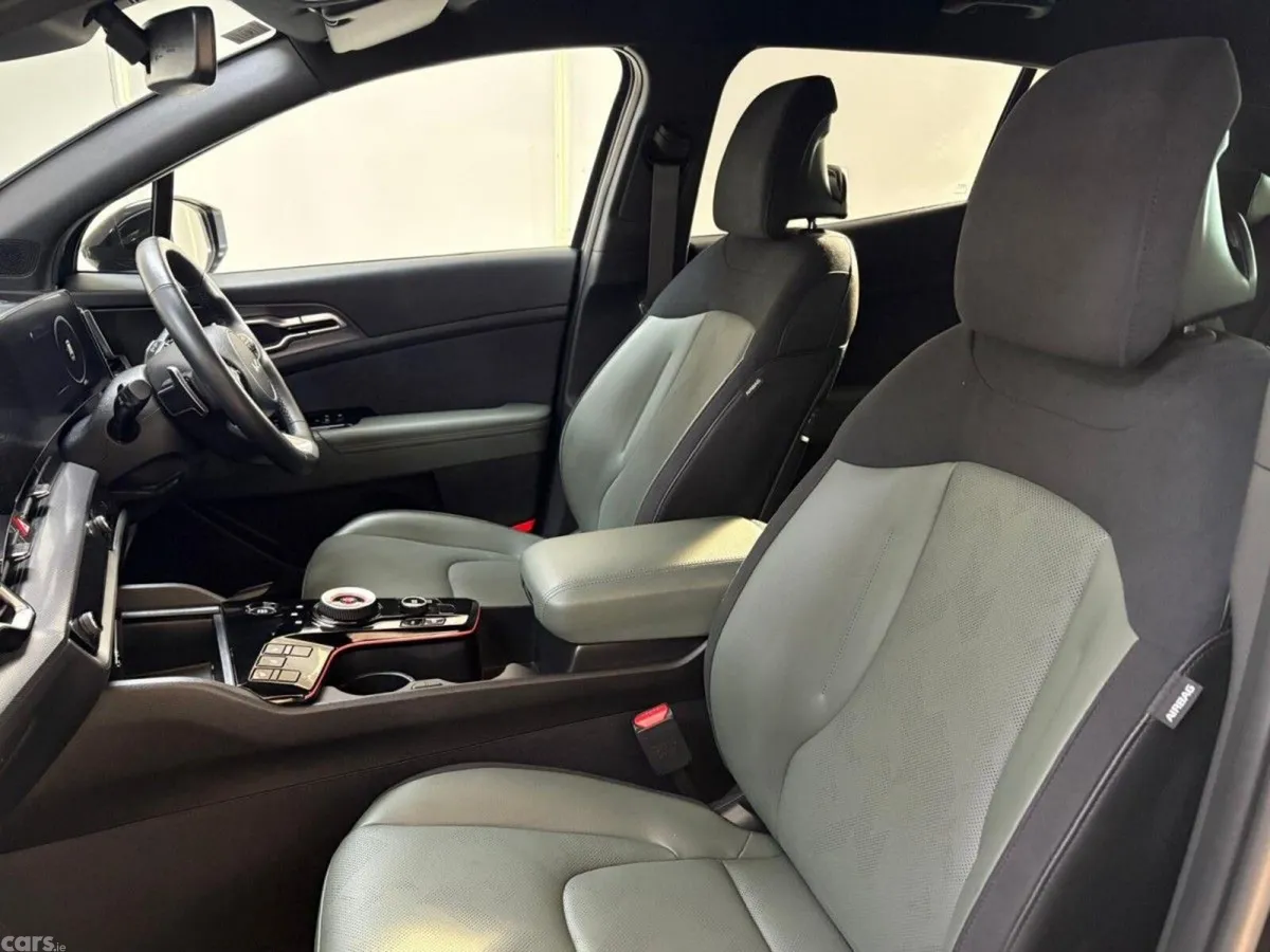 Kia Sportage SUV, Petrol Hybrid, 2025, Black