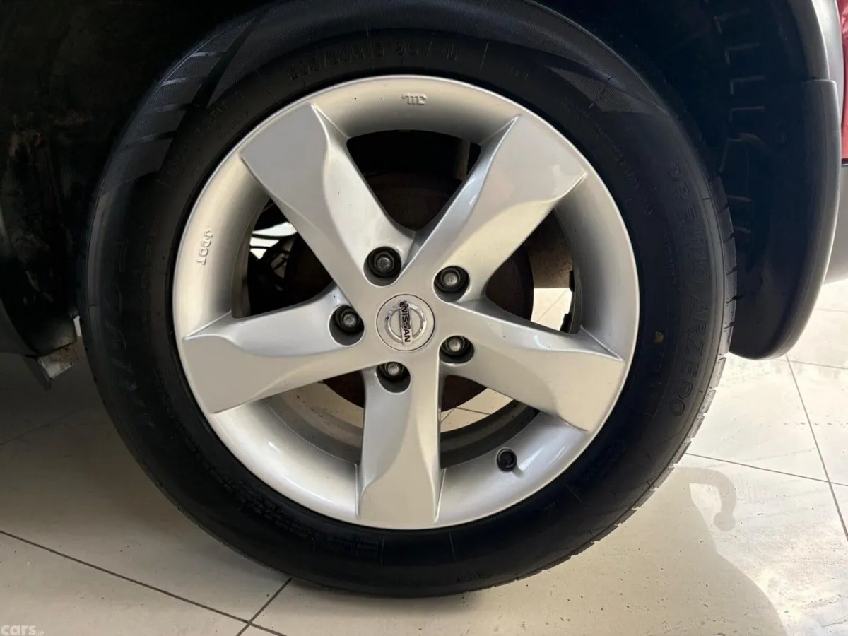 Nissan Juke MPV, Petrol, 2019, Red