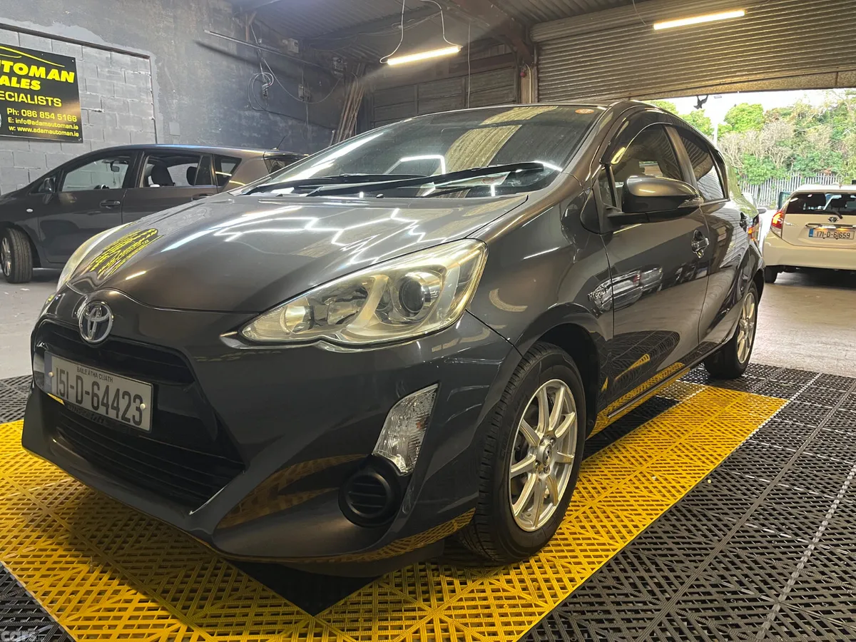 Toyota Aqua Hatchback, Petrol Hybrid, 2015, Grey
