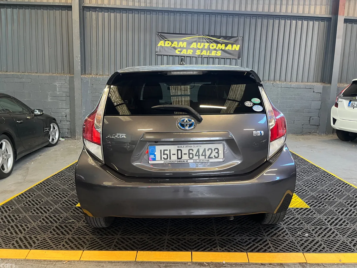 Toyota Aqua Hatchback, Petrol Hybrid, 2015, Grey