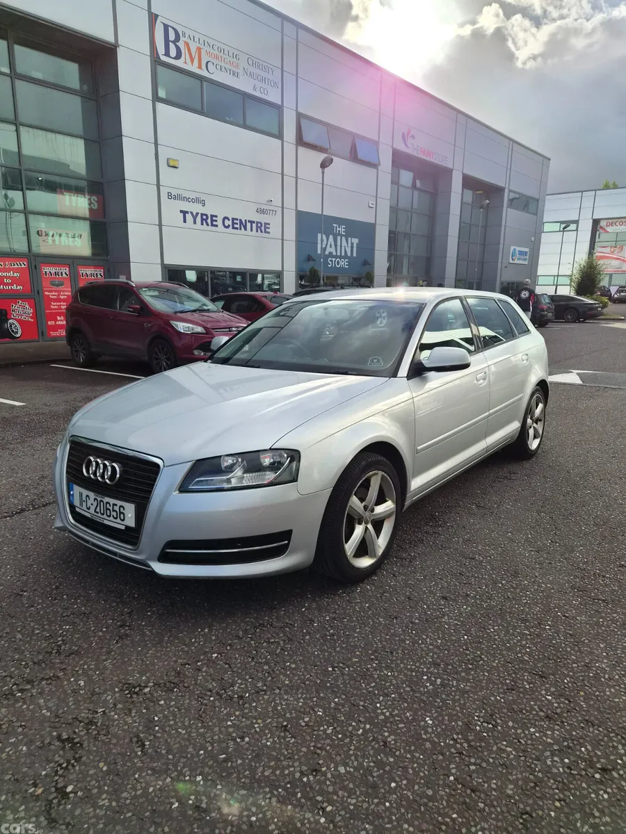 Audi A3 Hatchback, Petrol, 2011, Silver