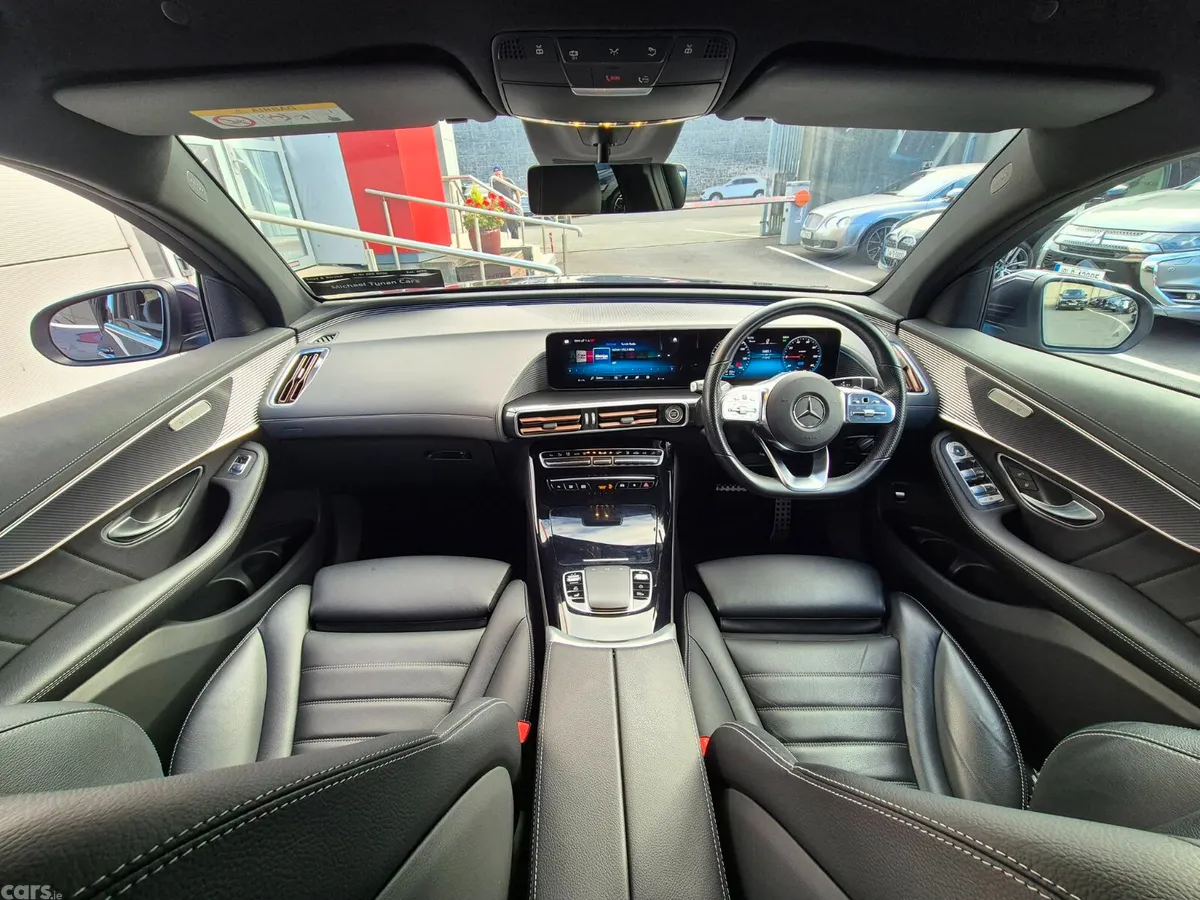 Mercedes-Benz AMG SUV, Electric, 2023, Blue