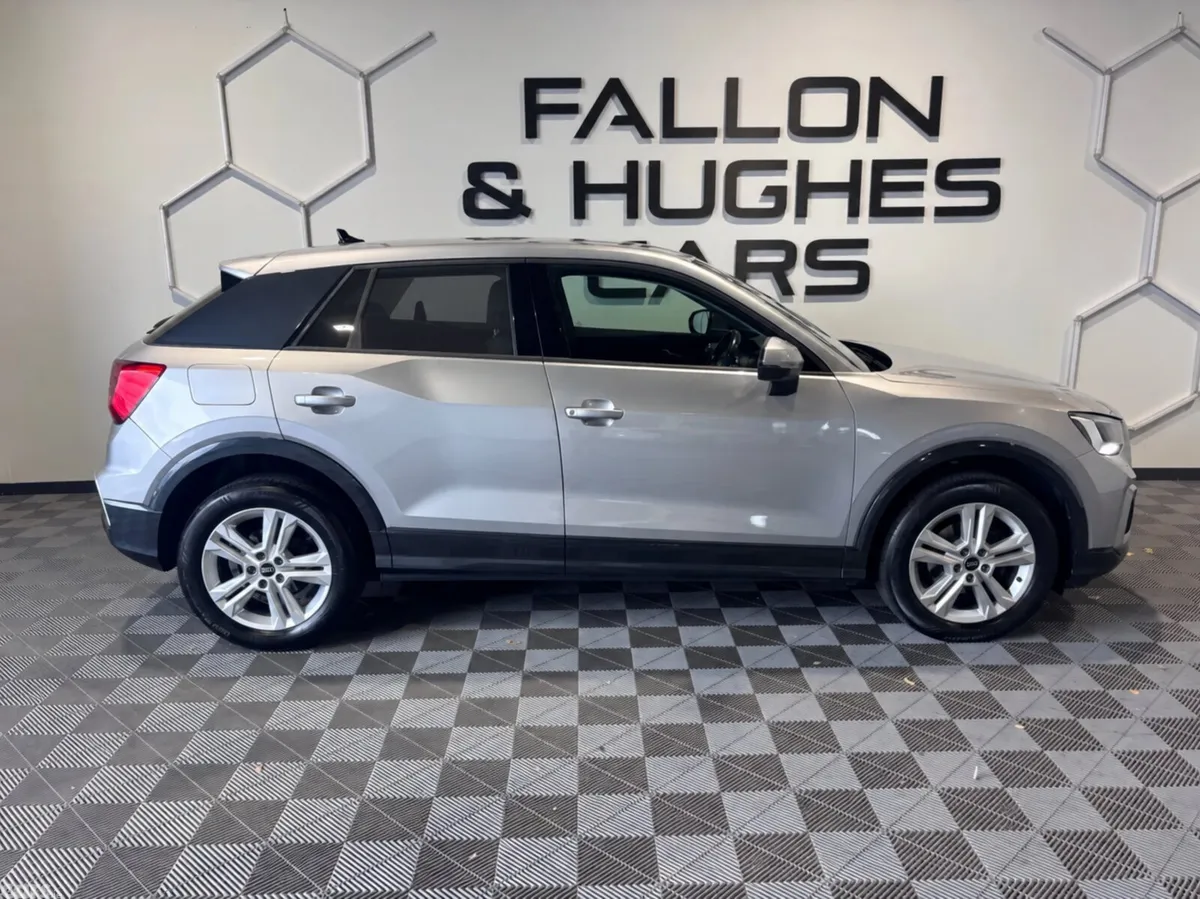 Audi Q2 SUV, Petrol, 2021, Grey