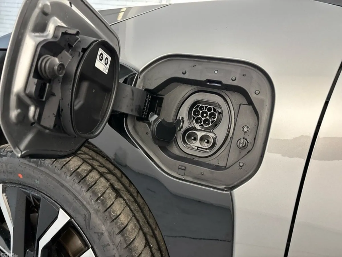 Toyota bZ4X Estate, Electric, 2026, Grey