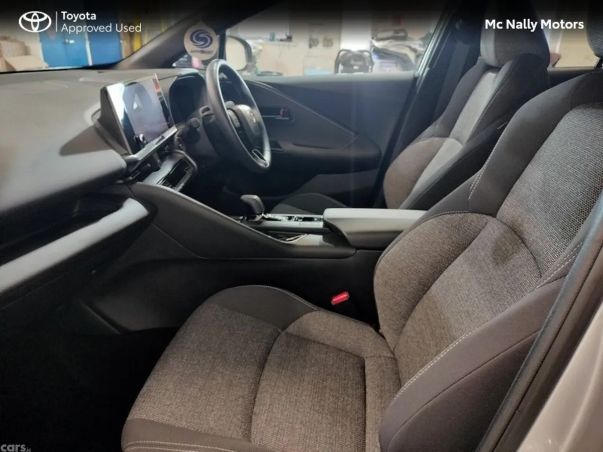 Toyota C-HR SUV, Petrol Hybrid, 2026, Grey