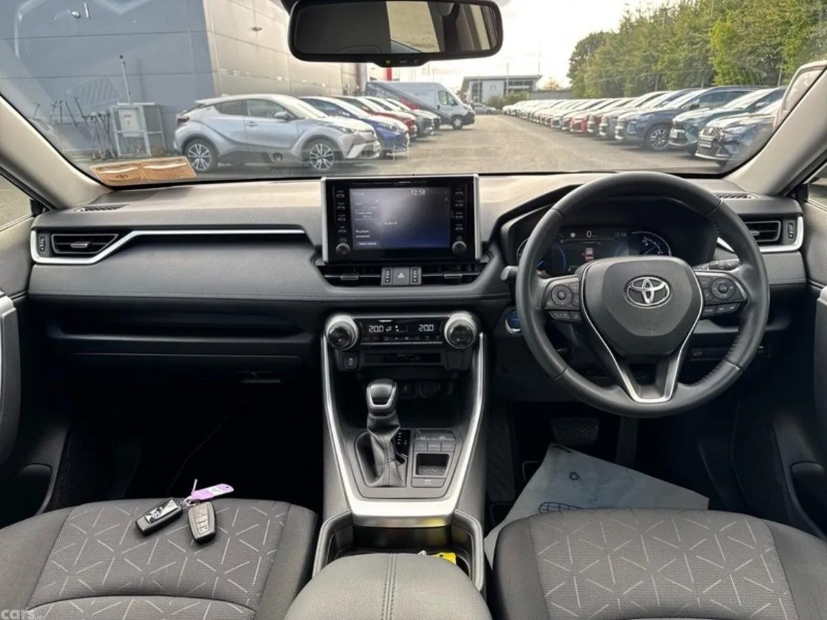 Toyota RAV4 SUV, Petrol Hybrid, 2021, Blue