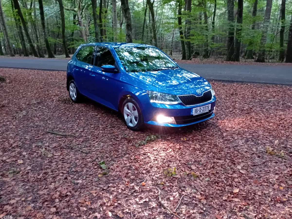 Skoda Fabia Hatchback, Petrol, 2016, Blue
