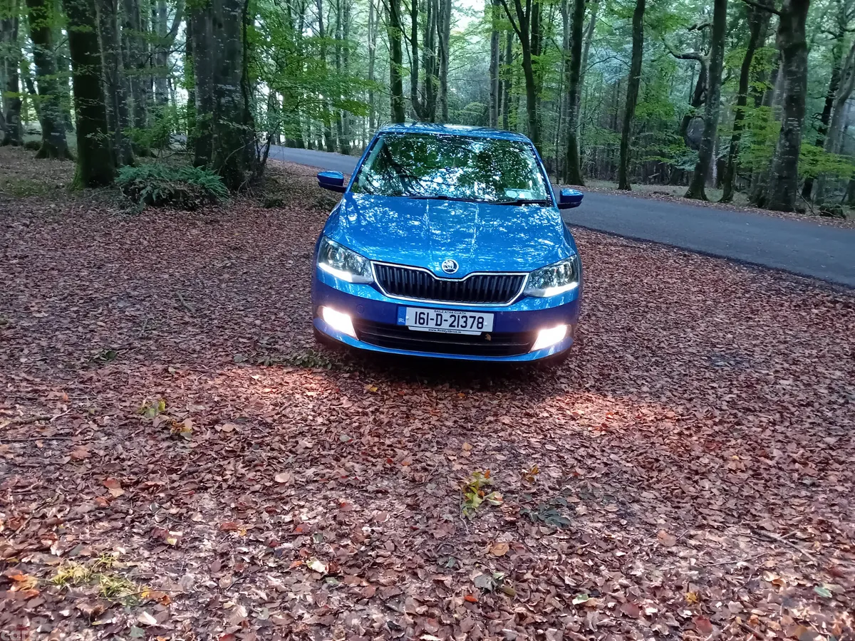 Skoda Fabia Hatchback, Petrol, 2016, Blue