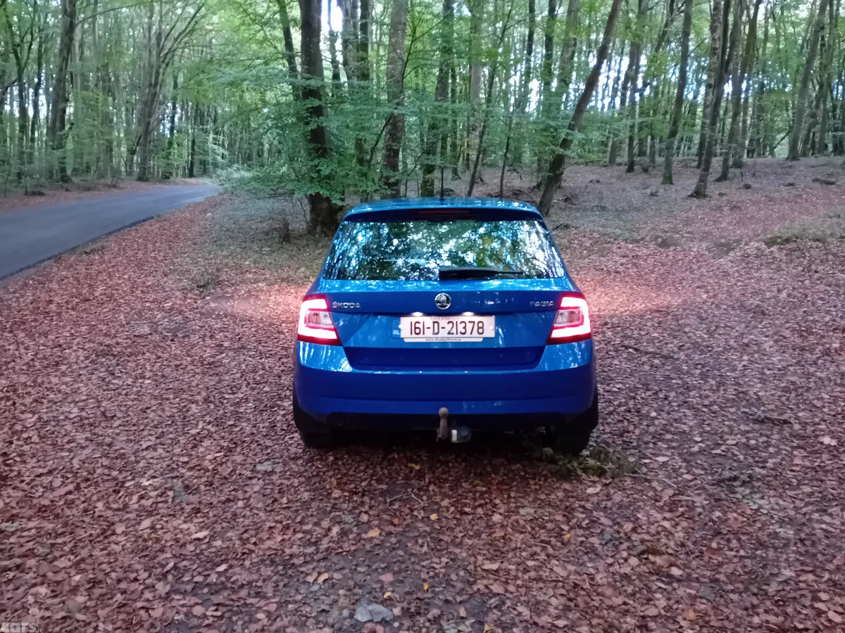 Skoda Fabia Hatchback, Petrol, 2016, Blue