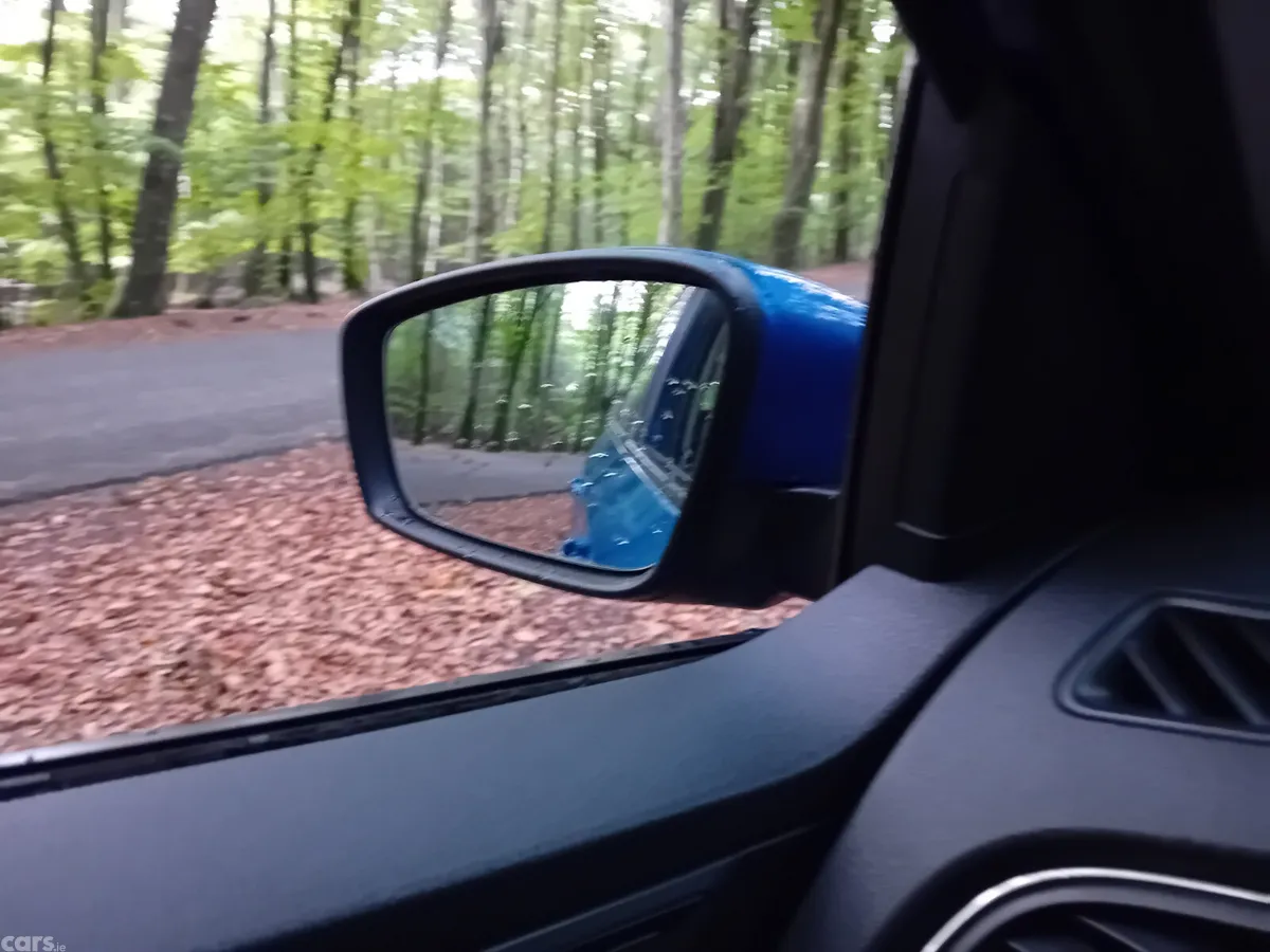 Skoda Fabia Hatchback, Petrol, 2016, Blue