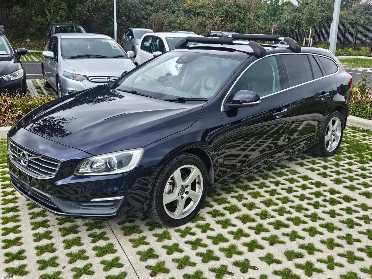 Volvo V60 Estate, Diesel, 2017, Blue