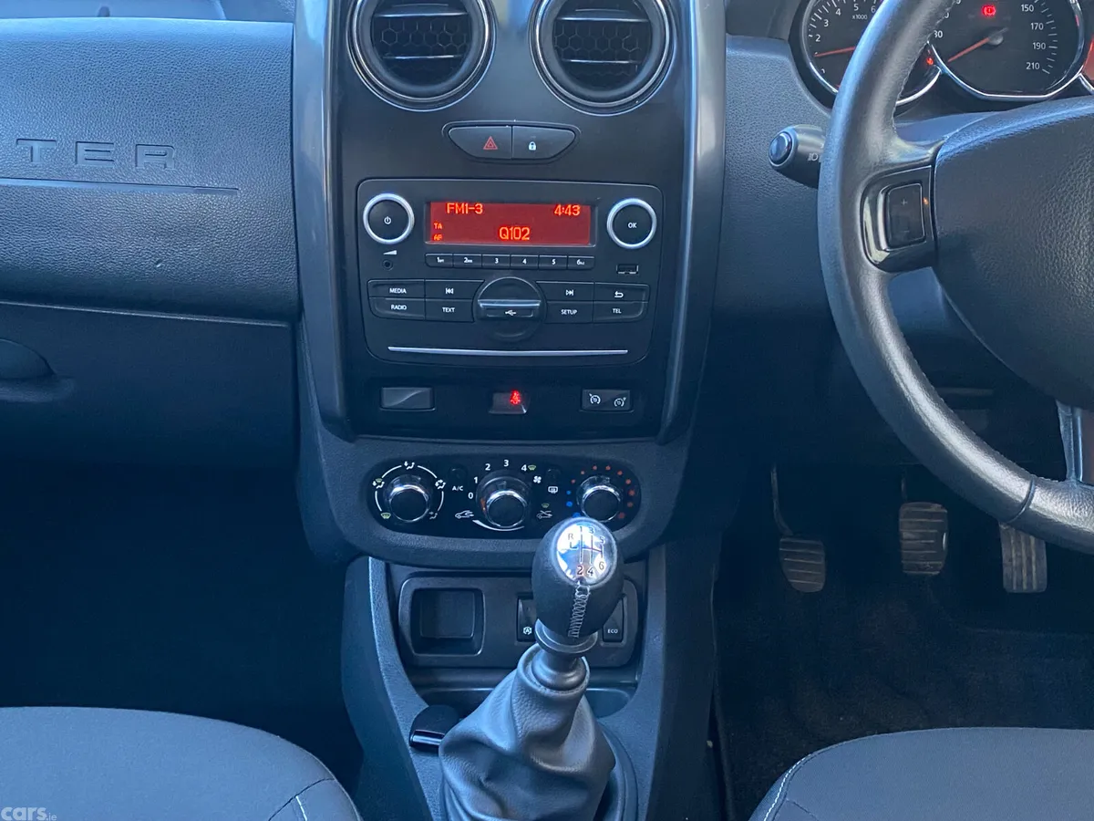 Dacia Duster SUV, Diesel, 2016, Black