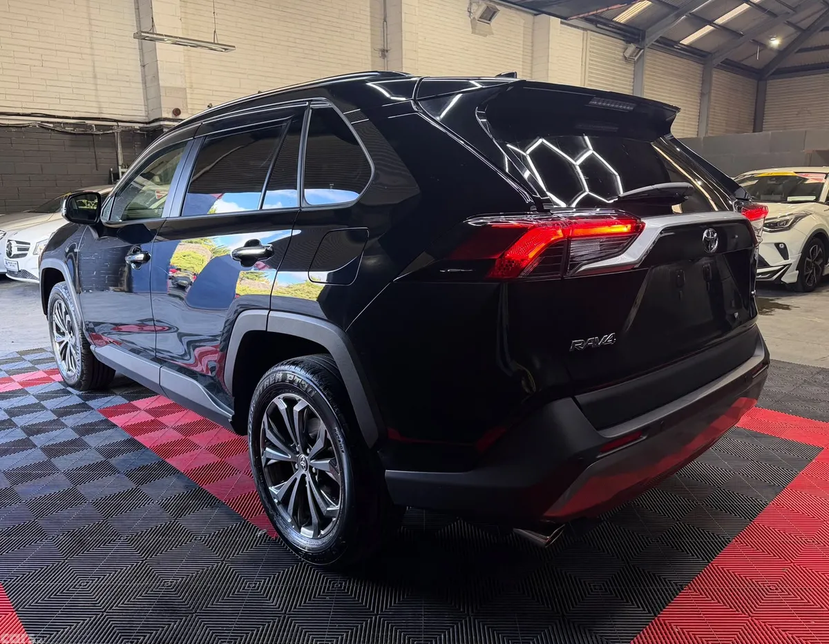 Toyota RAV4 SUV, Petrol Hybrid, 2025, Black