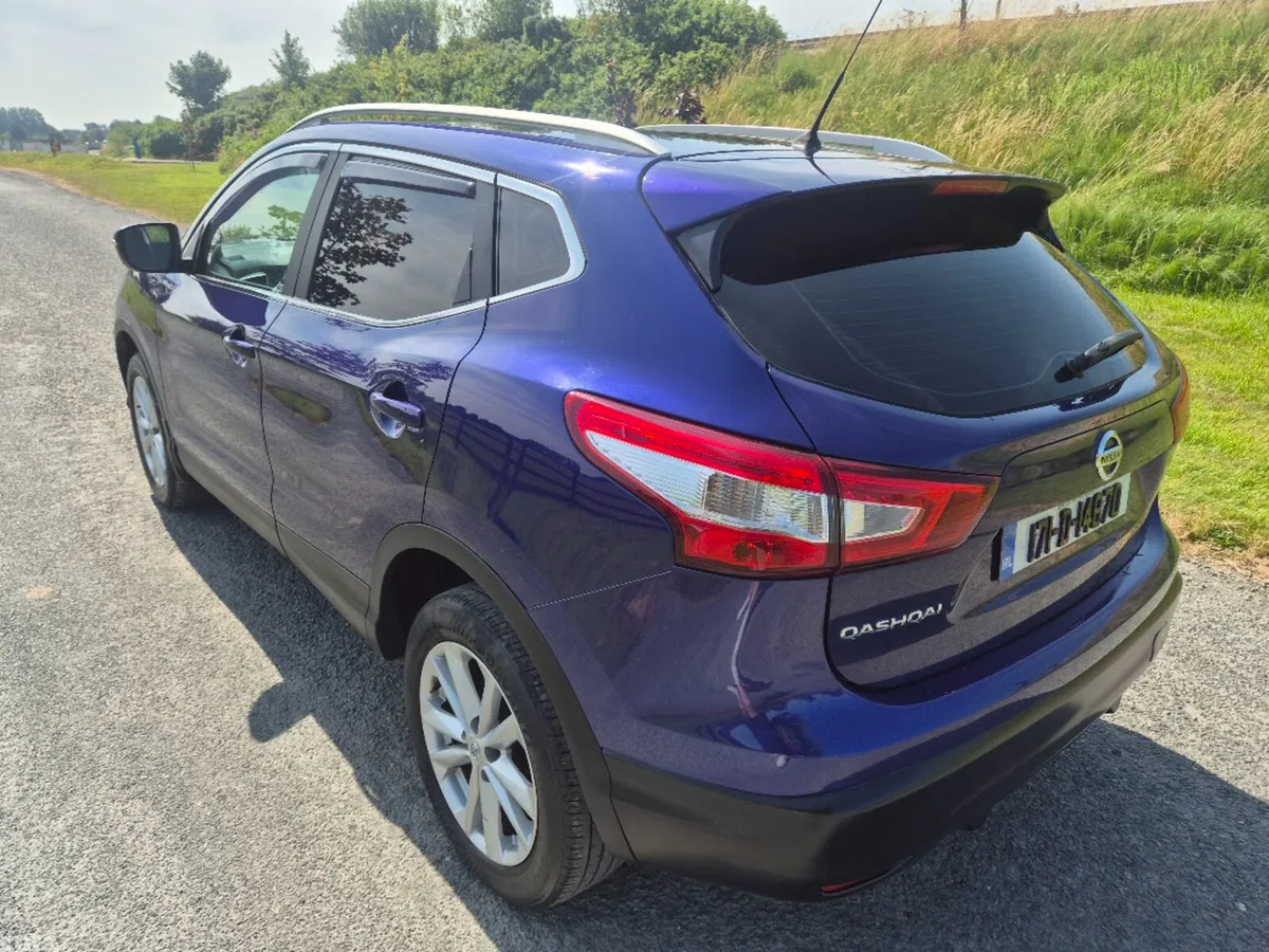 Nissan Qashqai SUV, Diesel, 2017, Blue