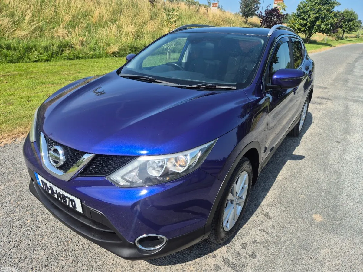 Nissan Qashqai SUV, Diesel, 2017, Blue
