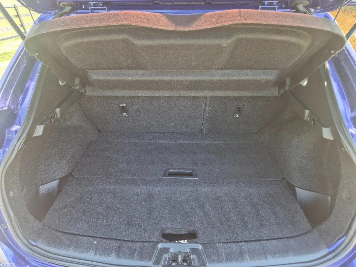 Nissan Qashqai SUV, Diesel, 2017, Blue