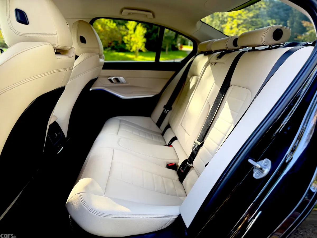 BMW 3-Series Saloon, Diesel, 2021, Black