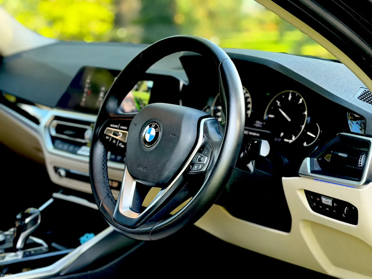 BMW 3-Series Saloon, Diesel, 2021, Black