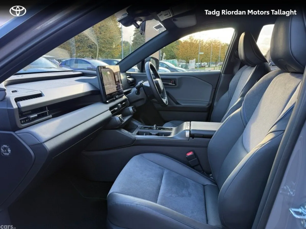 Toyota RAV4 SUV, Petrol Hybrid, 2026, Grey